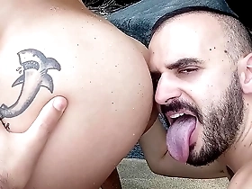 Xisco licking the ass to benjivega